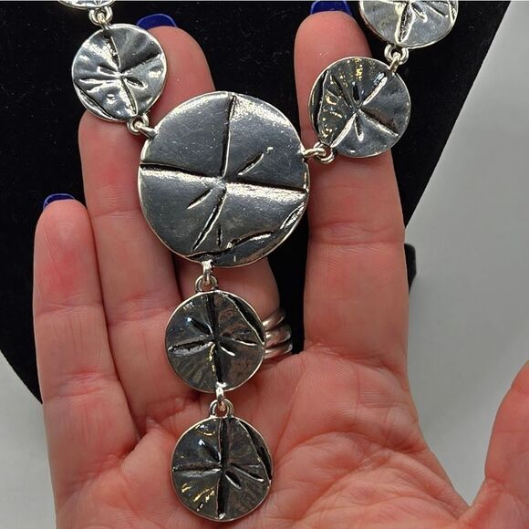 "5/$25" Silvertone Sand Dollar Disc Y Drop Adjustable Necklace - Picture 6 of 8